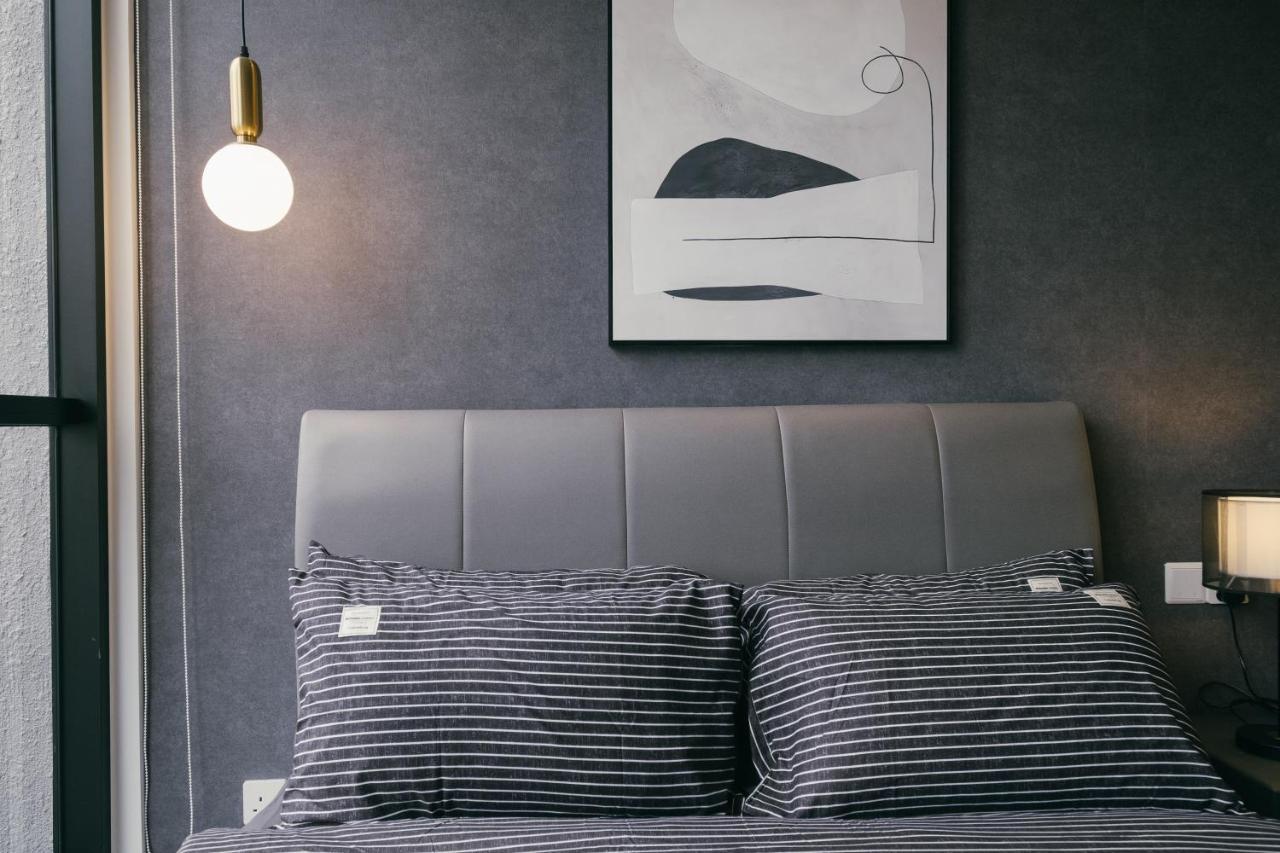 Scarletz Klcc Studio Suites 4 Pax Luxury Modern Style Wifi 100Mbps Куала-Лумпур Экстерьер фото