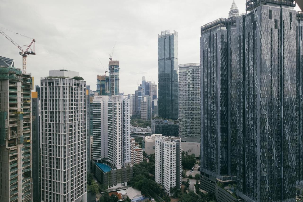 Scarletz Klcc Studio Suites 4 Pax Luxury Modern Style Wifi 100Mbps Куала-Лумпур Экстерьер фото
