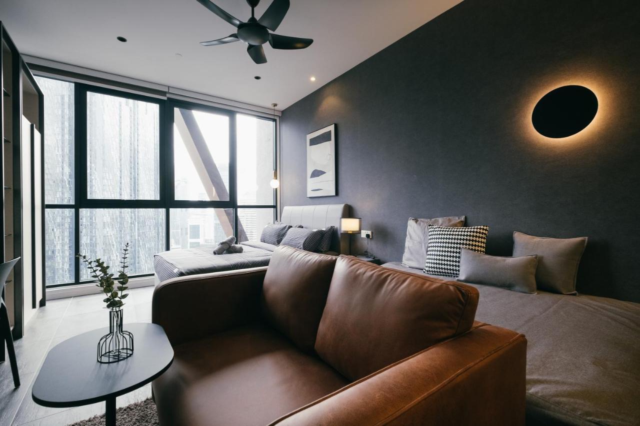 Scarletz Klcc Studio Suites 4 Pax Luxury Modern Style Wifi 100Mbps Куала-Лумпур Экстерьер фото