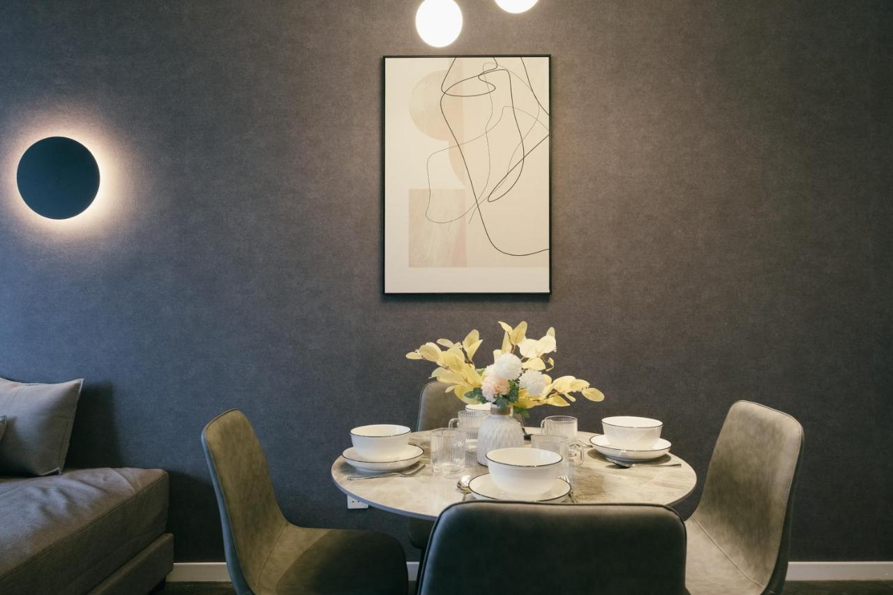 Scarletz Klcc Studio Suites 4 Pax Luxury Modern Style Wifi 100Mbps Куала-Лумпур Экстерьер фото