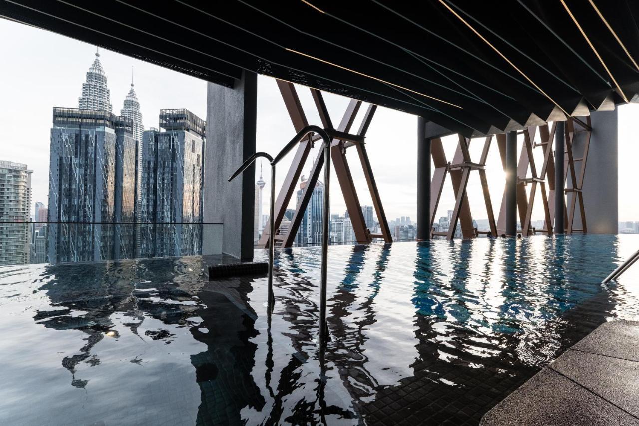 Scarletz Klcc Studio Suites 4 Pax Luxury Modern Style Wifi 100Mbps Куала-Лумпур Экстерьер фото