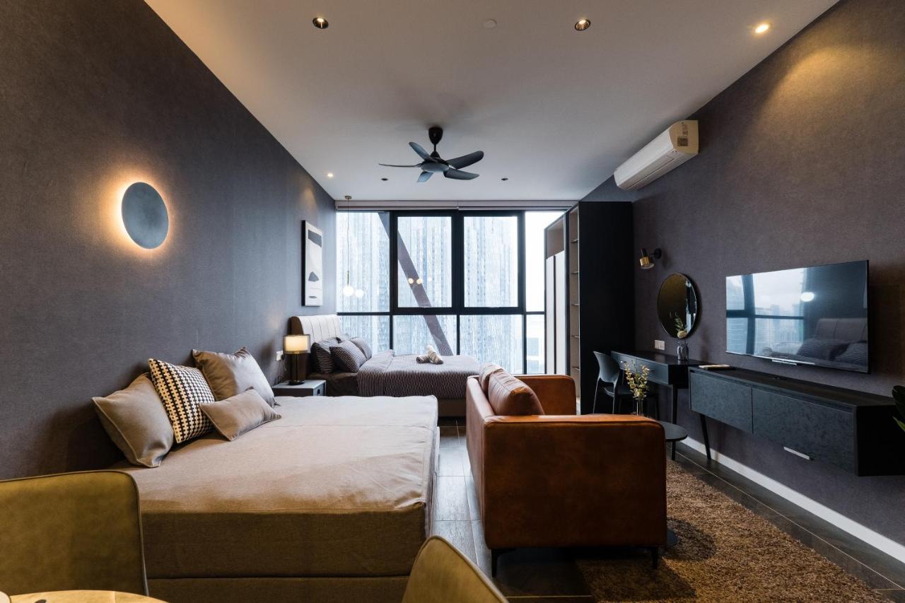 Scarletz Klcc Studio Suites 4 Pax Luxury Modern Style Wifi 100Mbps Куала-Лумпур Экстерьер фото